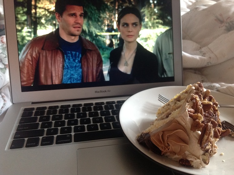 Caramel & Bones - this is how you should spend Friday nights.